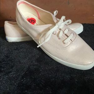 New Size 6 Metallic Sparkle Rose Pink Keds.